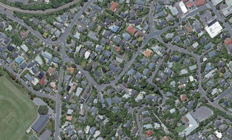 24 Clutha Avenue, Khandallah, Wellington - Carousel 1