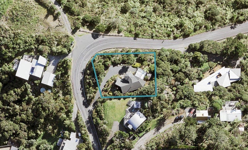 72 Piha Road, New Lynn - Carousel 1