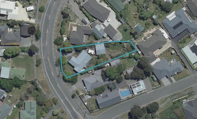 32 Waitikiri Drive, Parklands, Christchurch - Carousel 1