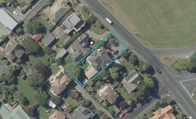 117 Eglinton Road, Mornington, Dunedin - Carousel 1