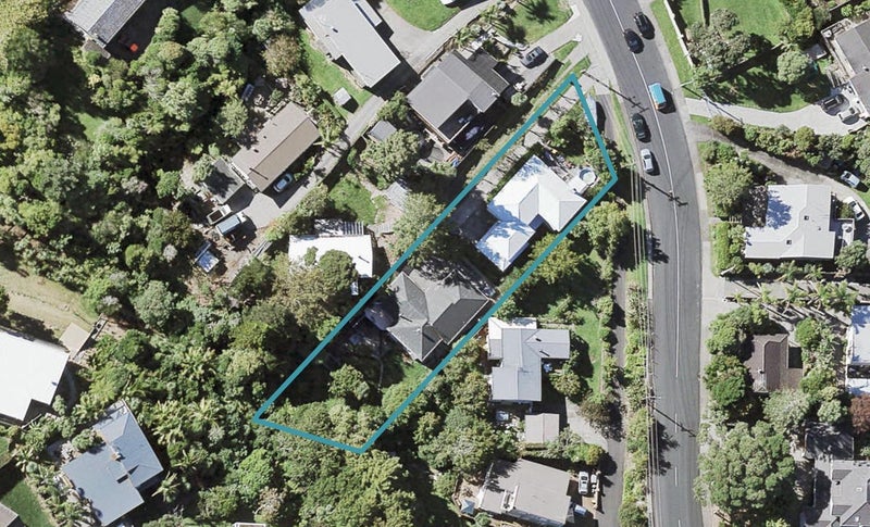 83A Cockle Bay Road, Cockle Bay, Auckland - Carousel 1