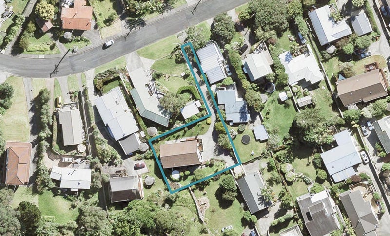 51 Elliston Crescent, Stanmore Bay, Whangaparaoa - Carousel 1