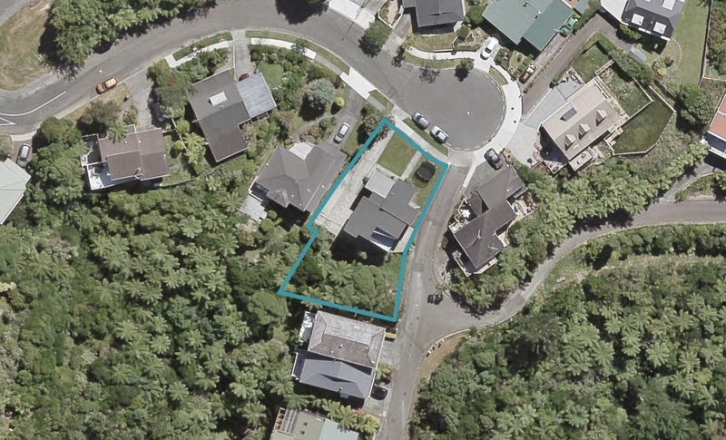 15 Jacaranda Grove, Maungaraki, Lower Hutt - Carousel 1