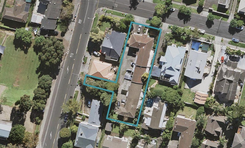 4/36 The Drive, Epsom, Auckland - Carousel 1
