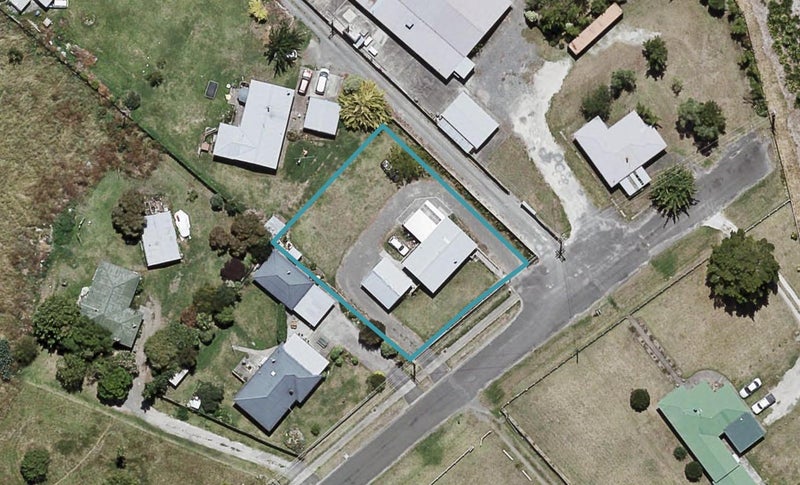 77 Old Main Road, Pakipaki, Hastings - Carousel 1