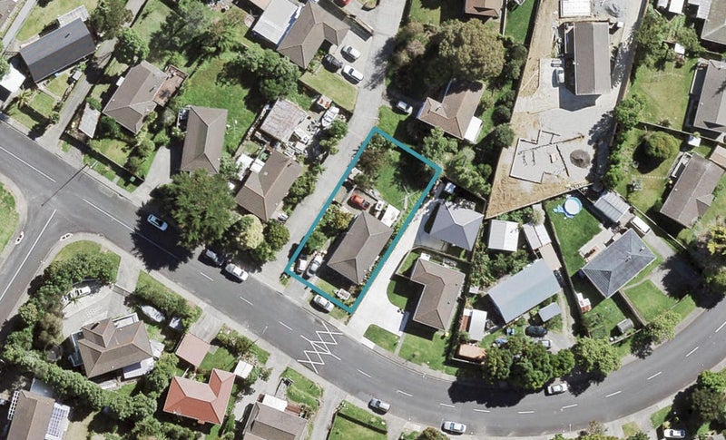 85 Solar Road, Glen Eden, Auckland - Carousel 1