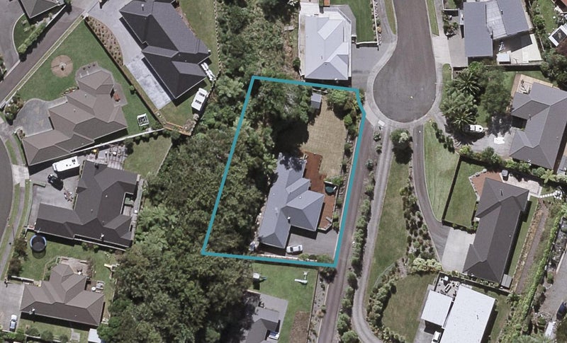 10 Cherry Lane, Hurdon, New Plymouth - Carousel 1