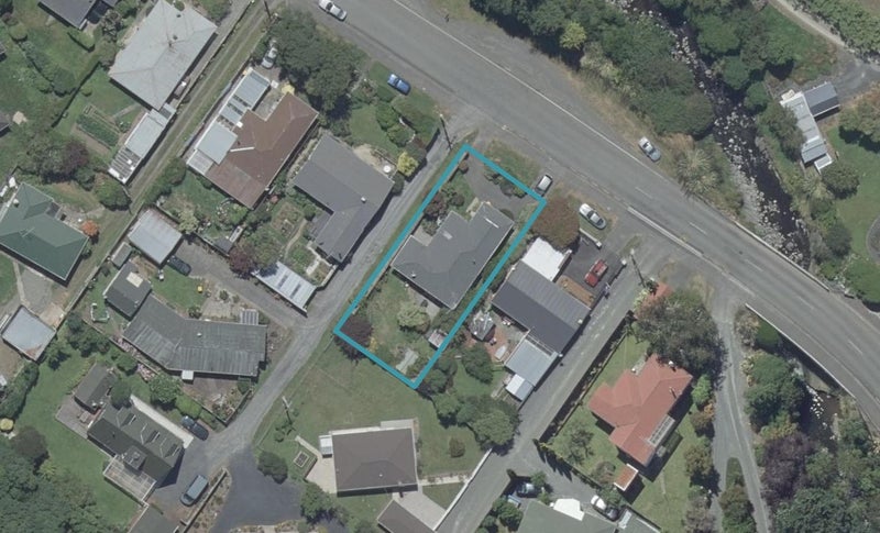 241 Malvern Street, Glenleith, Dunedin - Carousel 1