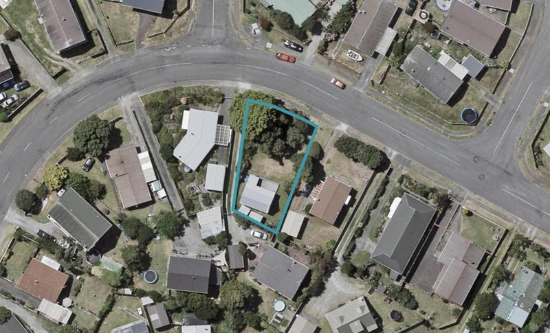 22 Norfolk Crescent, Ōtaki Beach, Ōtaki - Carousel 1