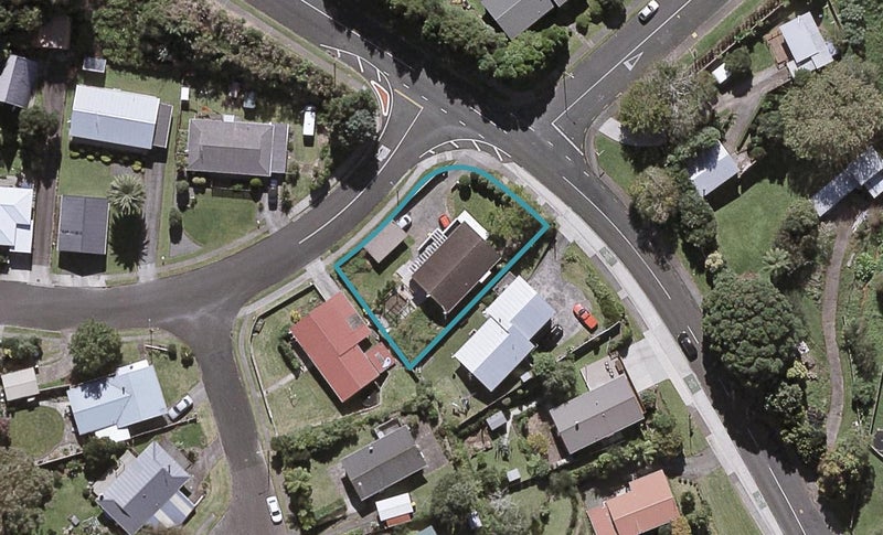 64 Belair Avenue, Blagdon, New Plymouth - Carousel 1