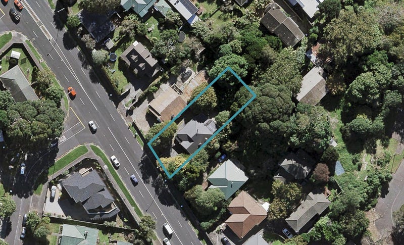 42 St Lukes Road, Mount Albert, Auckland - Carousel 1