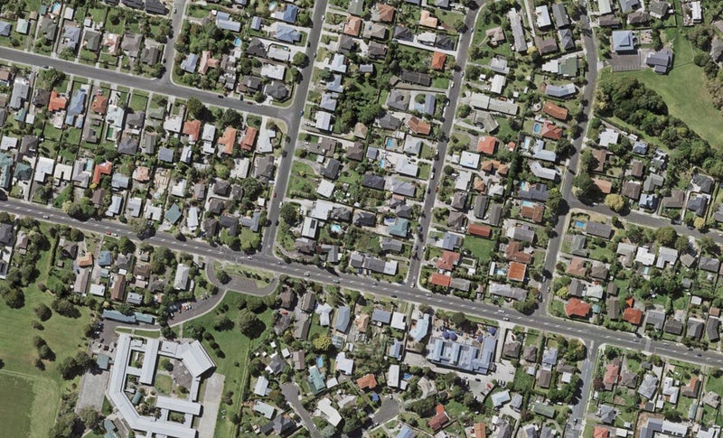 49A Grassways Avenue, Pakuranga, Auckland - Carousel 1