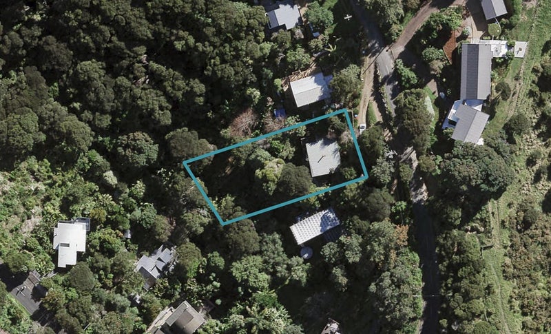27 Hill Road, Palm Beach, Waiheke Island - Carousel 1