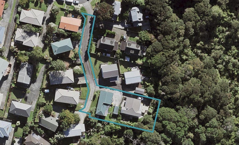 2/17 Valecrest Place, Bayview, Auckland - Carousel 1