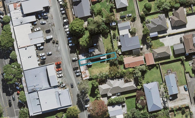 6/2 Rimu Road, Mangere Bridge, Auckland - Carousel 1