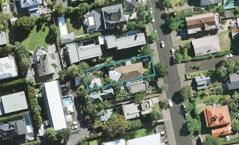 32 Hamilton Road, Herne Bay, Auckland - Carousel 1