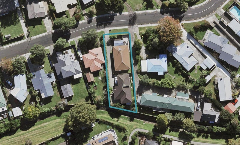 1/53 Sylvia Road, Hillcrest, Auckland - Carousel 1
