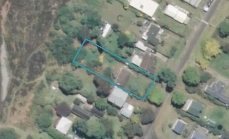 18 Drake Street, Waikawa Beach, Manakau - Carousel 1