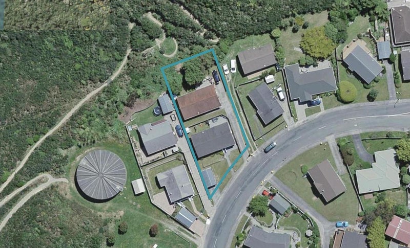 1/105 Montgomery Avenue, Karori, Wellington - Carousel 1