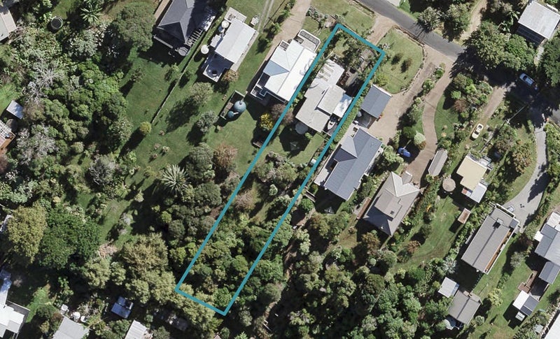 31 Ridge Road, Oneroa, Waiheke Island - Carousel 1