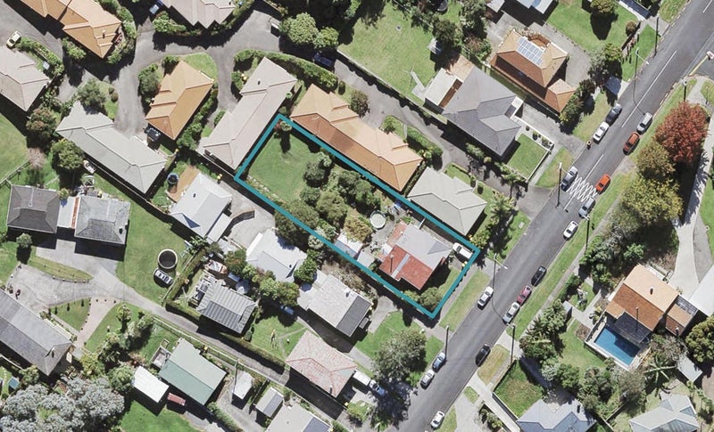 49 Fruitvale Road, New Lynn, Auckland - Carousel 1