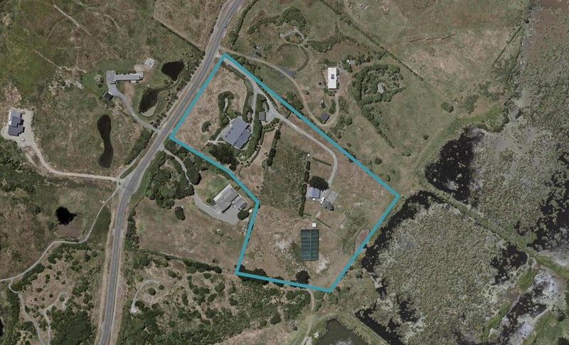 195 Paetawa Road, Peka Peka, Waikanae - Carousel 1