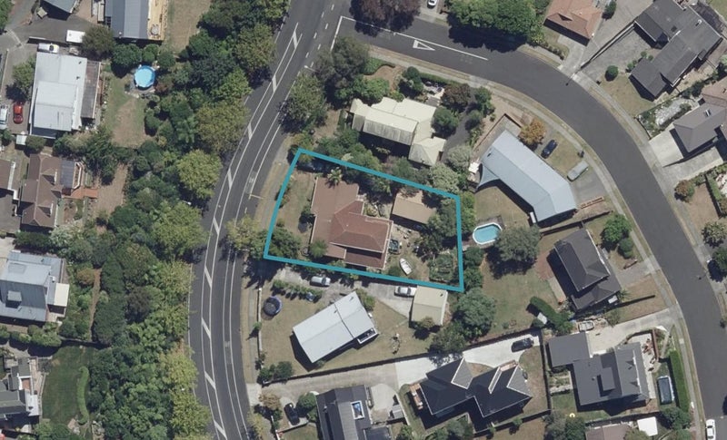 90 Totara Drive, Pukete, Hamilton - Carousel 1