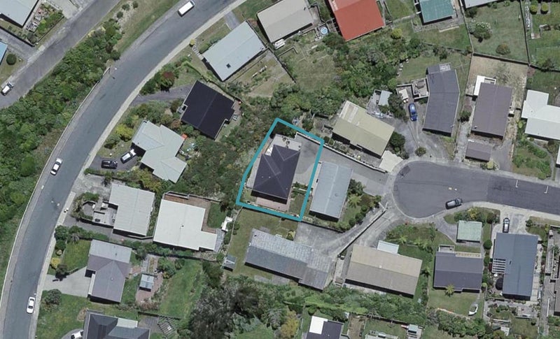 18A Rice Crescent, Newlands, Wellington - Carousel 1