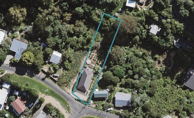 33 Trig Hill Road, Onetangi, Waiheke Island - Carousel 1