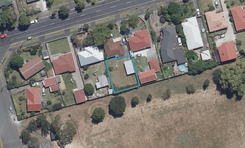 92A Masters Avenue, Hillcrest, Hamilton - Carousel 1