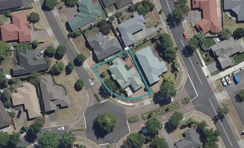 4 Grosvenor Place, Rototuna, Hamilton - Carousel 1