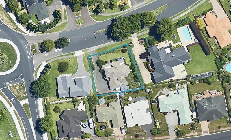 6 Beaumaris Boulevard, Bethlehem, Tauranga - Carousel 1