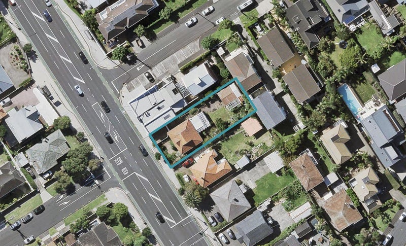 358 Lake Road, Takapuna, Auckland - Carousel 1