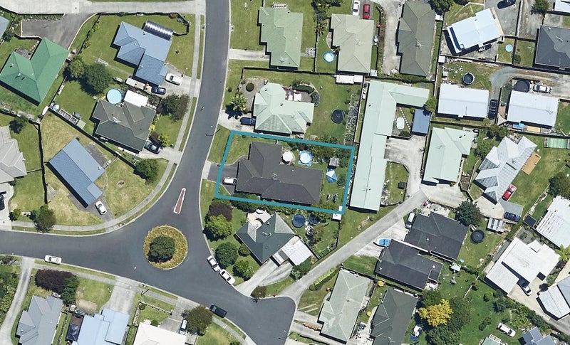 19 Aaron Place, Brookfield, Tauranga - Carousel 1