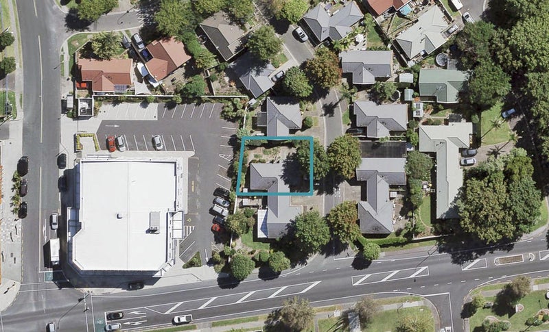 4 Westvale Avenue, Ranui, Auckland - Carousel 1