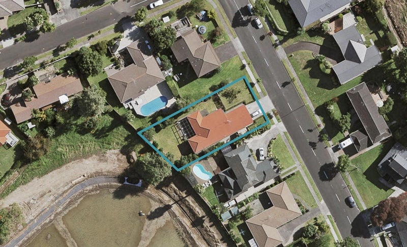 28 Brylee Drive, Conifer Grove, Takanini - Carousel 1