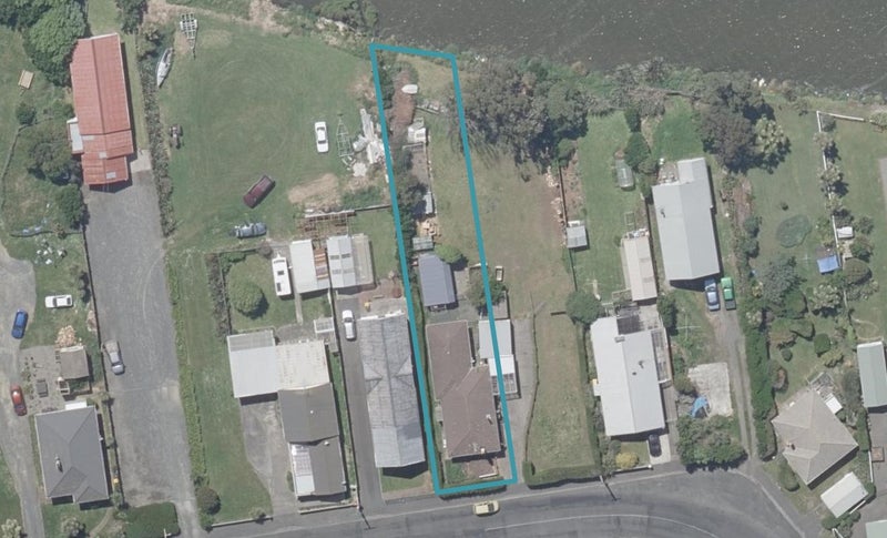 315 Tomahawk Road, Ocean Grove, Dunedin - Carousel 1