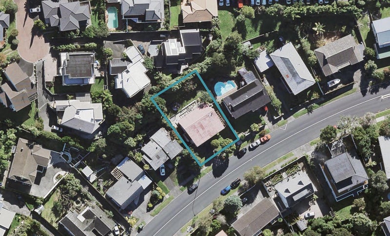 71 Chelsea View Drive, Chatswood, Auckland - Carousel 1