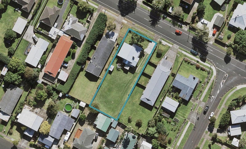 46 Muir Avenue, Mangere Bridge, Auckland - Carousel 1