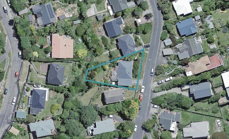 22 Hathaway Avenue, Karori, Wellington - Carousel 1