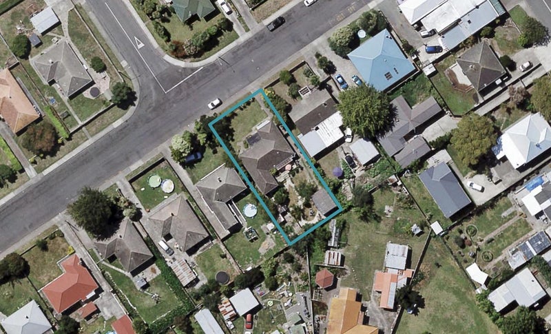 1113 Jellicoe Street, Mayfair, Hastings - Carousel 1