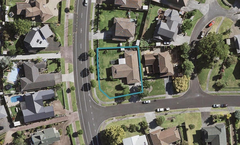 39 Charles Prevost Drive, The Gardens, Auckland - Carousel 1