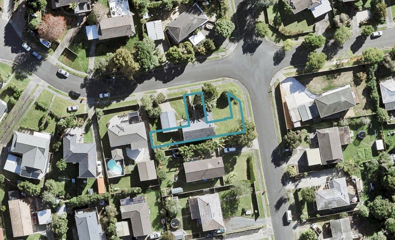 2B Babington Place, Torbay, Auckland - Carousel 1