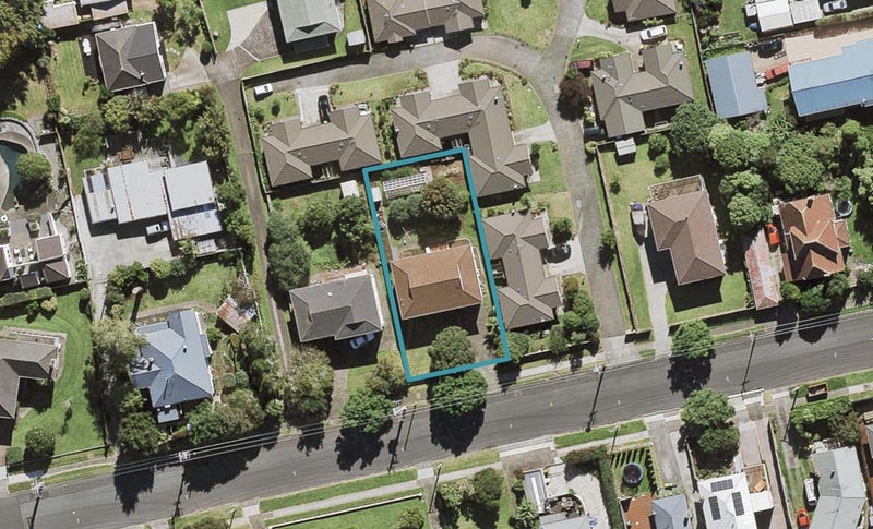 13 Hastie Avenue, Mangere Bridge, Auckland - Carousel 1