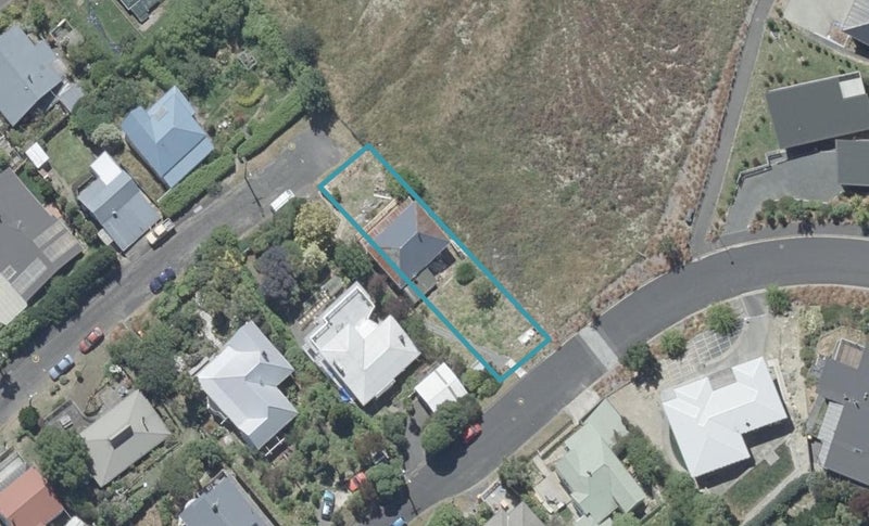 16 Leicester Street, North East Valley, Dunedin - Carousel 1