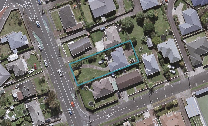 13 Waimea Street, Westown, New Plymouth - Carousel 1