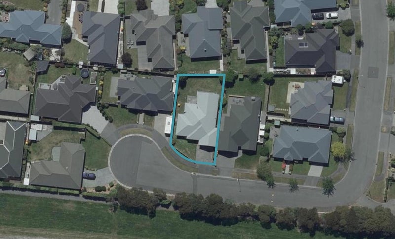 12 Sedgemoor Close, Burwood, Christchurch - Carousel 1