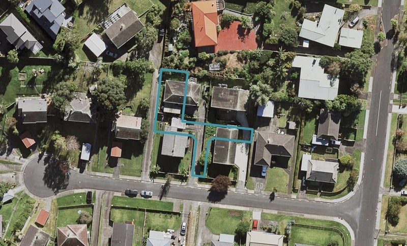 7D Kaka Street, Northcote, Auckland - Carousel 1