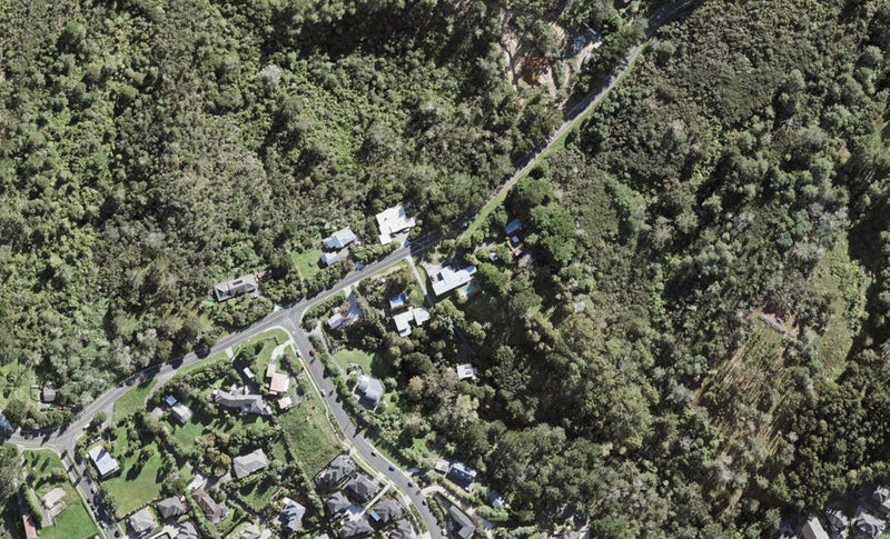 39 Lonely Track Road, Fairview Heights, Auckland - Carousel 1