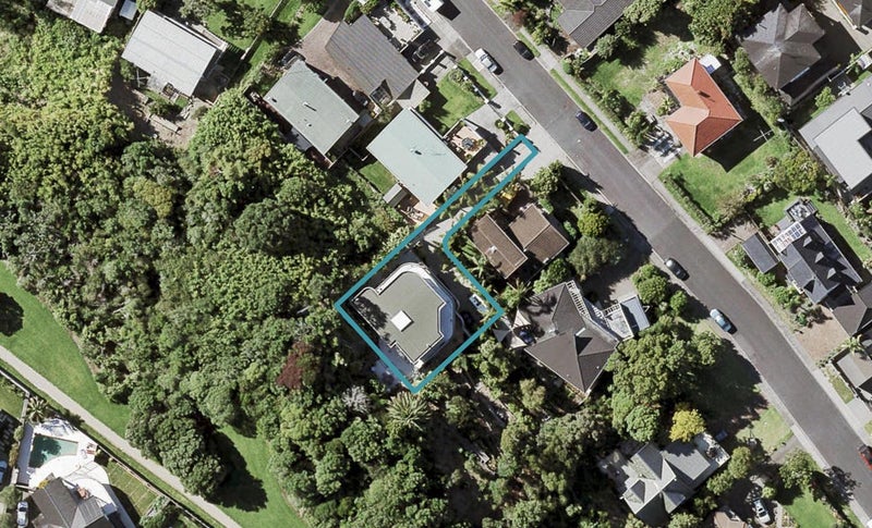 15 Rogers Avenue, Eastern Beach, Auckland - Carousel 1